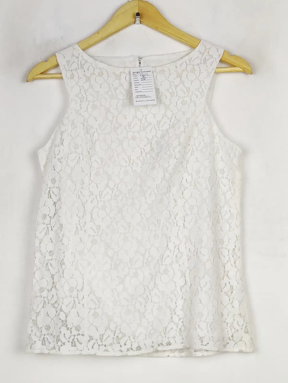 Buy online pre-used pre-loved 100% authentic & Original branded Unknown Brand (SWT-7213) available in Pakistan. Top international brands avilable.