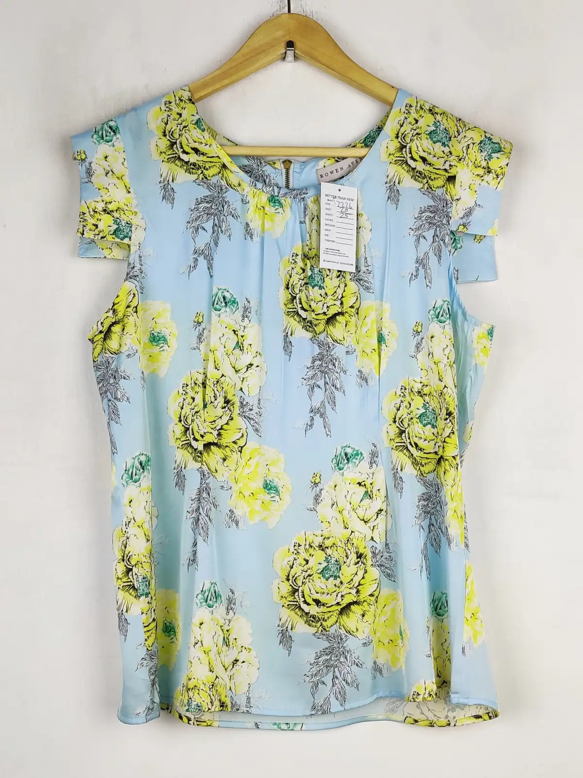 Buy online pre-used pre-loved 100% authentic & Original branded Rowan Avenue (SWT-7226) available in Pakistan. Top international brands avilable.