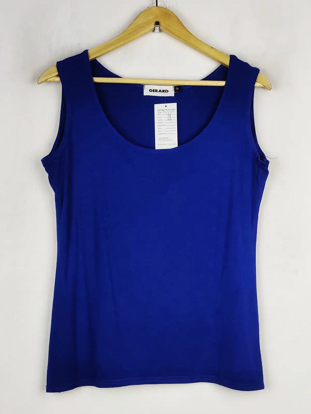Buy online pre-used pre-loved 100% authentic & Original branded Gerard (SWT-7227) available in Pakistan. Top international brands avilable.