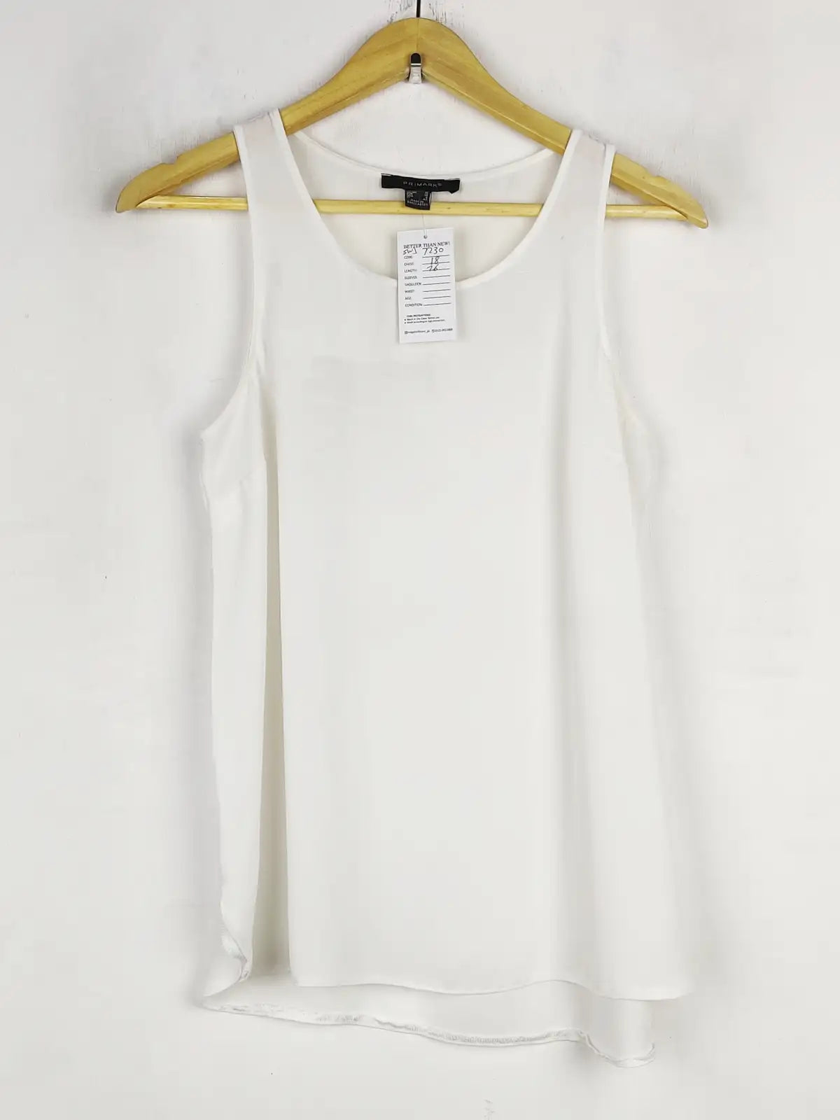 Buy online pre-used pre-loved 100% authentic & Original branded Primark (SWT-7230) available in Pakistan. Top international brands avilable.