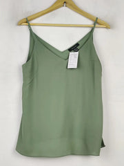 Buy online pre-used pre-loved 100% authentic & Original branded Primark (SWT-7264) available in Pakistan. Top international brands avilable.