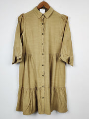 Buy online pre-used pre-loved 100% authentic & Original branded Primark (SWT-736) available in Pakistan. Top international brands avilable.