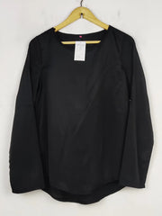 Buy online pre-used pre-loved 100% authentic & Original branded Unknown Brand (SWT-7399) available in Pakistan. Top international brands avilable.