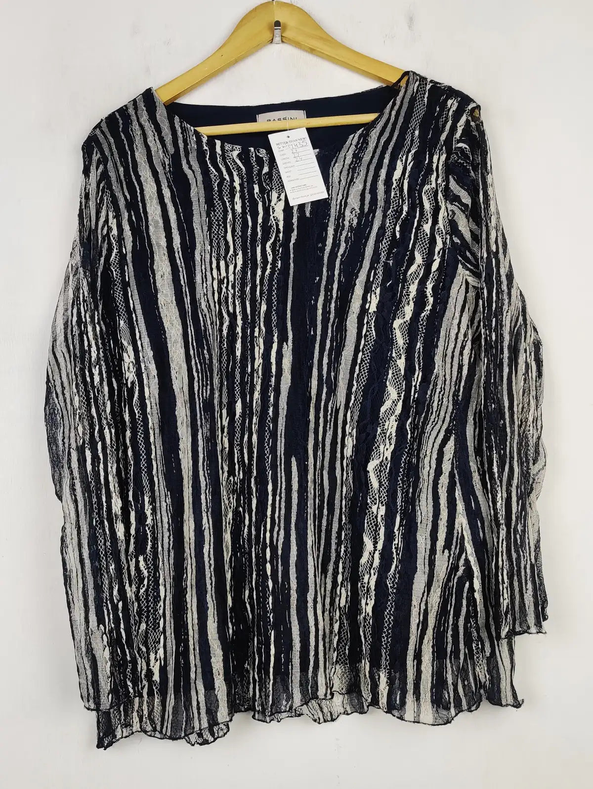 Buy online pre-used pre-loved 100% authentic & Original branded Bassini (SWT-7435) available in Pakistan. Top international brands avilable.
