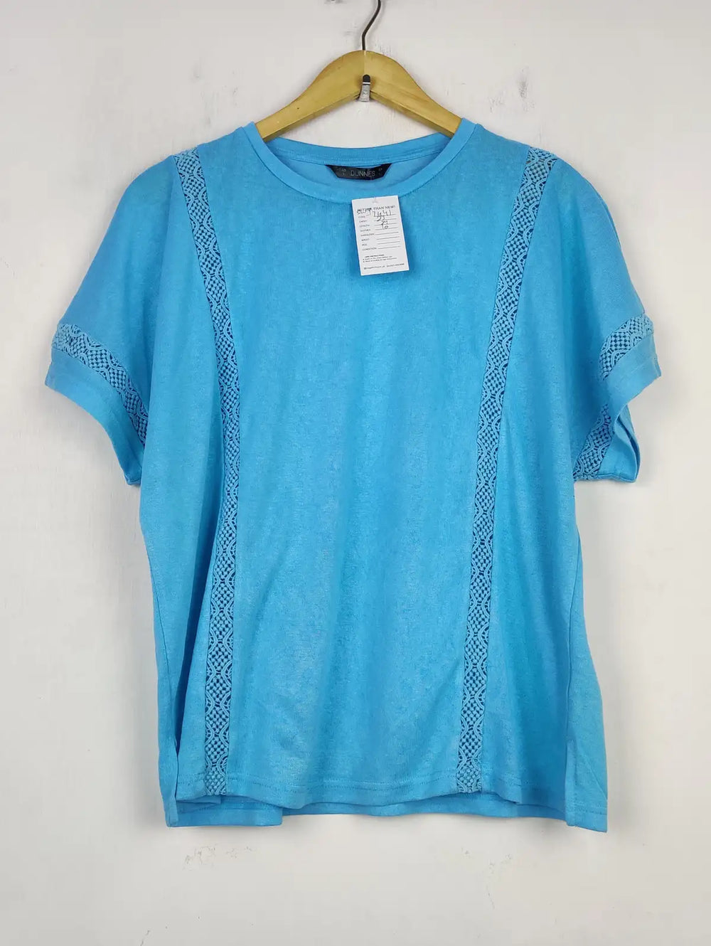 Buy online pre-used pre-loved 100% authentic & Original branded Dunnes Store (SWT-7441) available in Pakistan. Top international brands avilable.