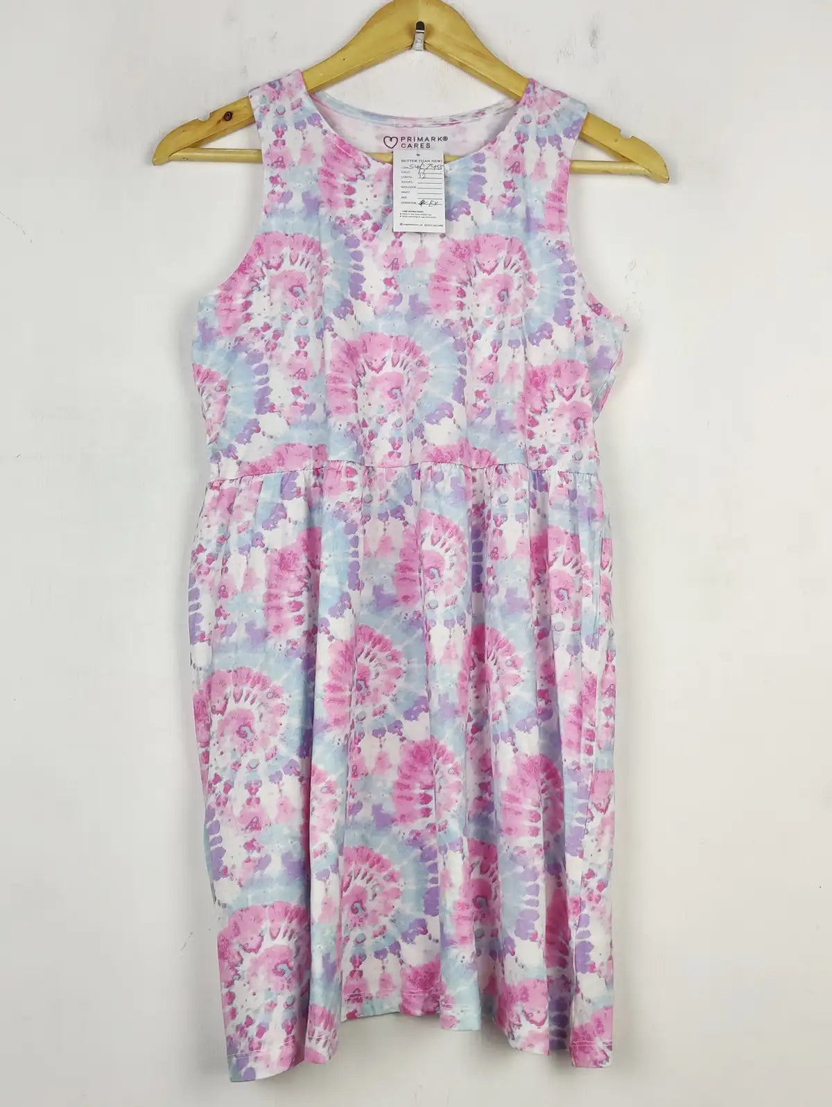 Buy online pre-used pre-loved 100% authentic & Original branded Primark (SWT-7455) available in Pakistan. Top international brands avilable.