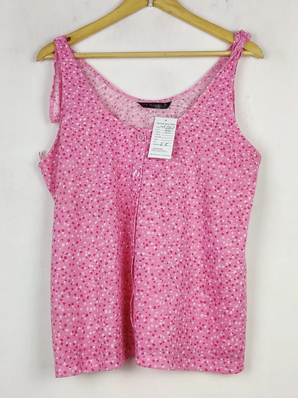Buy online pre-used pre-loved 100% authentic & Original branded Dunnes Store (SWT-7457) available in Pakistan. Top international brands avilable.