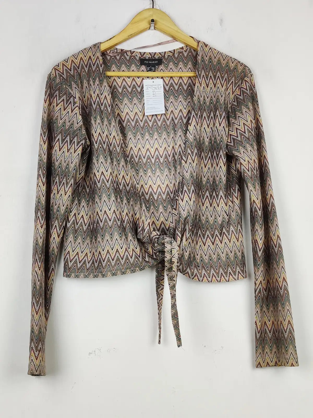 Buy online pre-used pre-loved 100% authentic & Original branded Primark (SWT-7470) available in Pakistan. Top international brands avilable.
