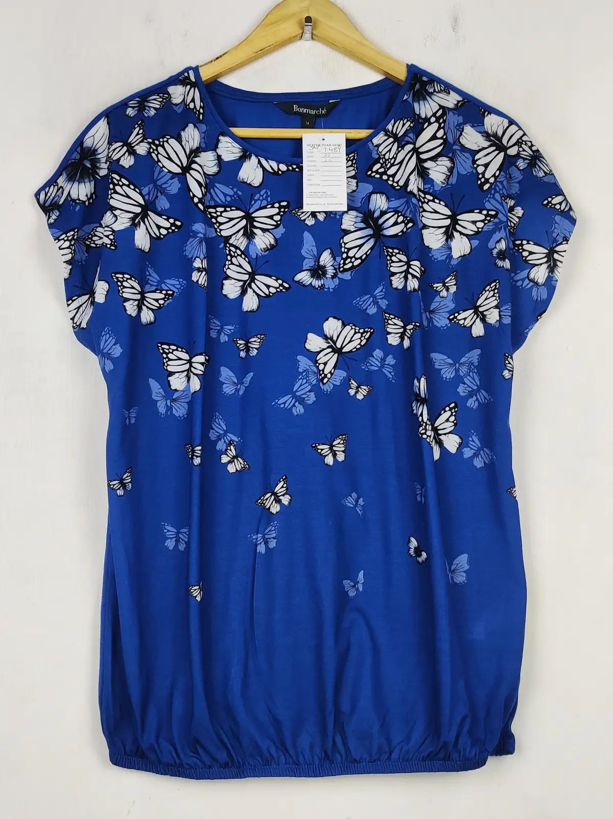 Buy online pre-used pre-loved 100% authentic & Original branded Bonmarche (SWT-7489) available in Pakistan. Top international brands avilable.