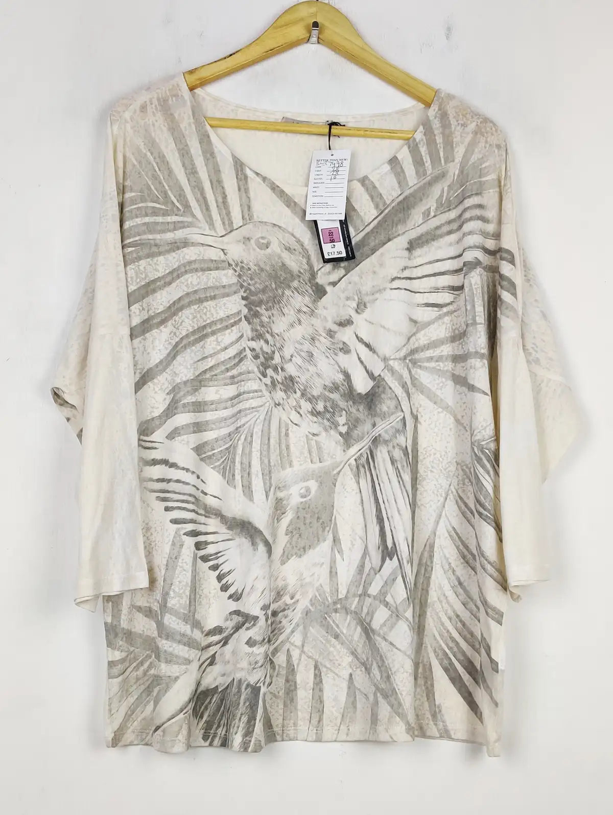 Buy online pre-used pre-loved 100% authentic & Original branded Marks & Spencer (SWT-7498) available in Pakistan. Top international brands avilable.