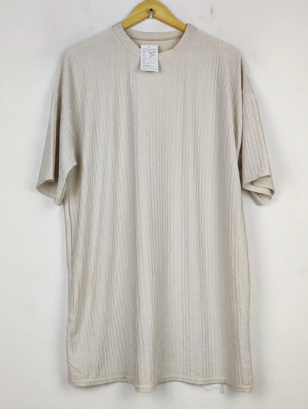 Buy online pre-used pre-loved 100% authentic & Original branded Unknown Brand (SWT-7528) available in Pakistan. Top international brands avilable.