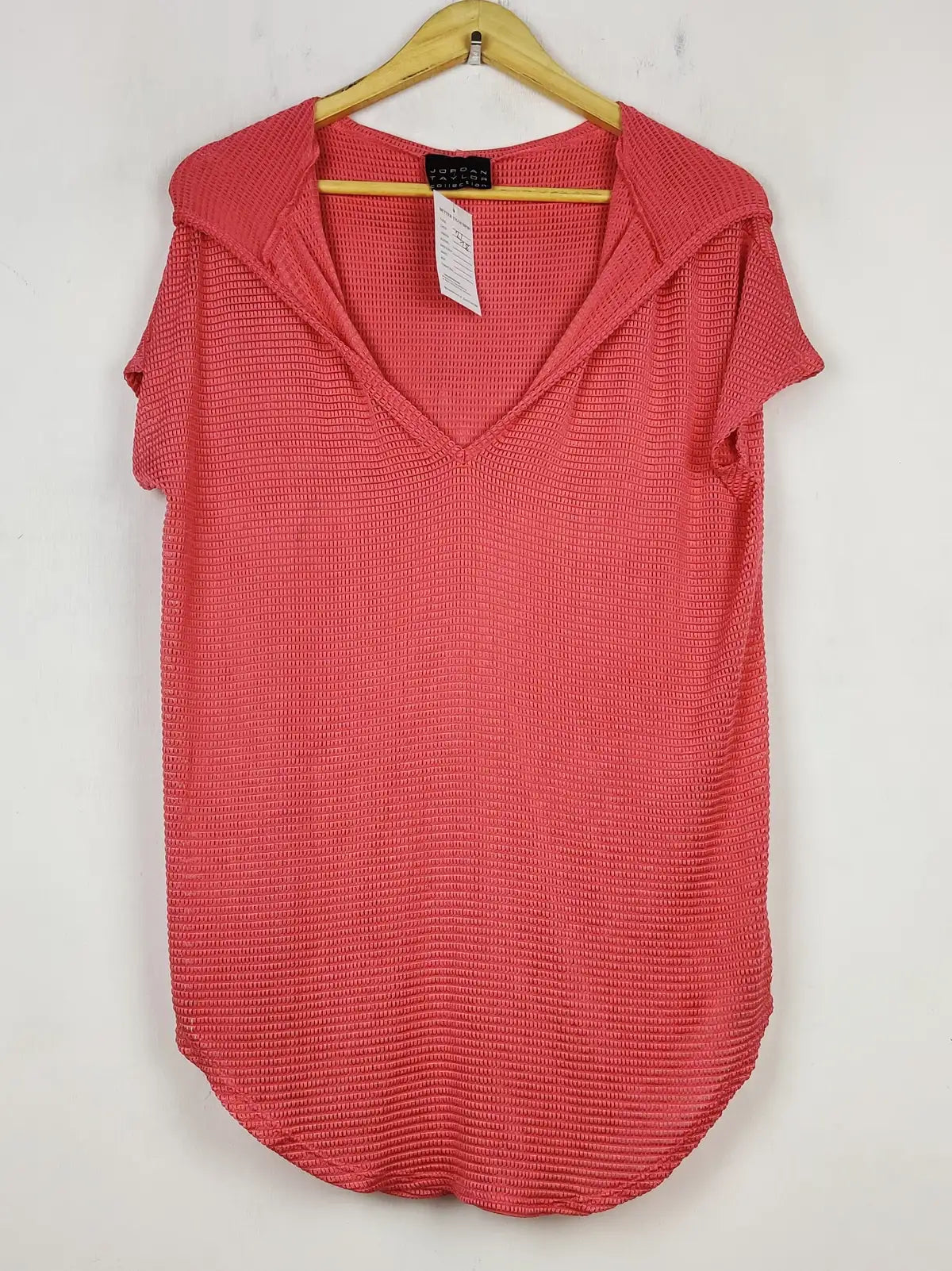 Buy online pre-used pre-loved 100% authentic & Original branded Jordan Taylor (SWT-7538) available in Pakistan. Top international brands avilable.