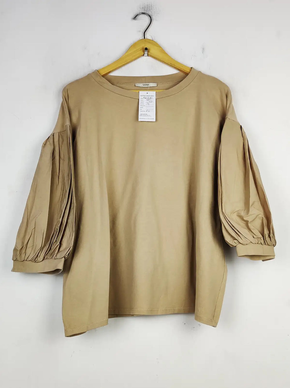 Buy online pre-used pre-loved 100% authentic & Original branded George (SWT-7581) available in Pakistan. Top international brands avilable.