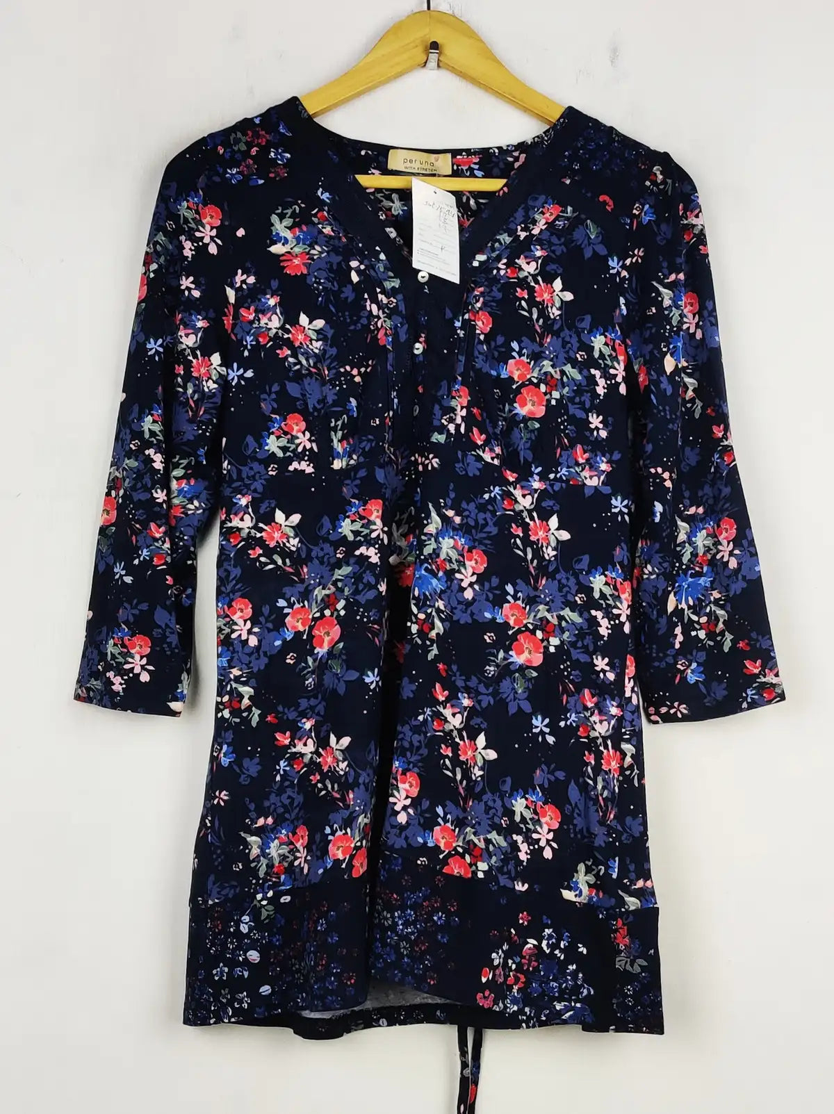 Buy online pre-used pre-loved 100% authentic & Original branded Per Una (SWT-7594) available in Pakistan. Top international brands avilable.