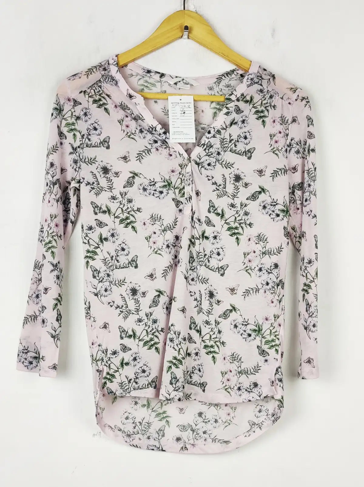 Buy online pre-used pre-loved 100% authentic & Original branded H&M (SWT-7618) available in Pakistan. Top international brands avilable.