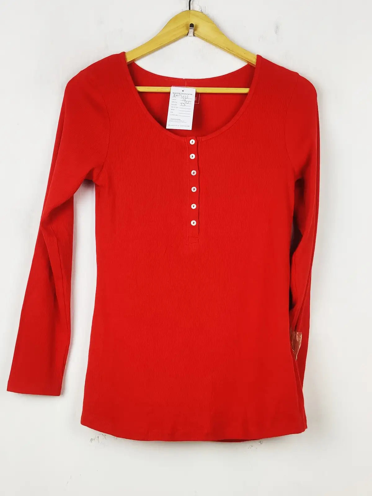 Buy online pre-used pre-loved 100% authentic & Original branded F&F (SWT-7622) available in Pakistan. Top international brands avilable.