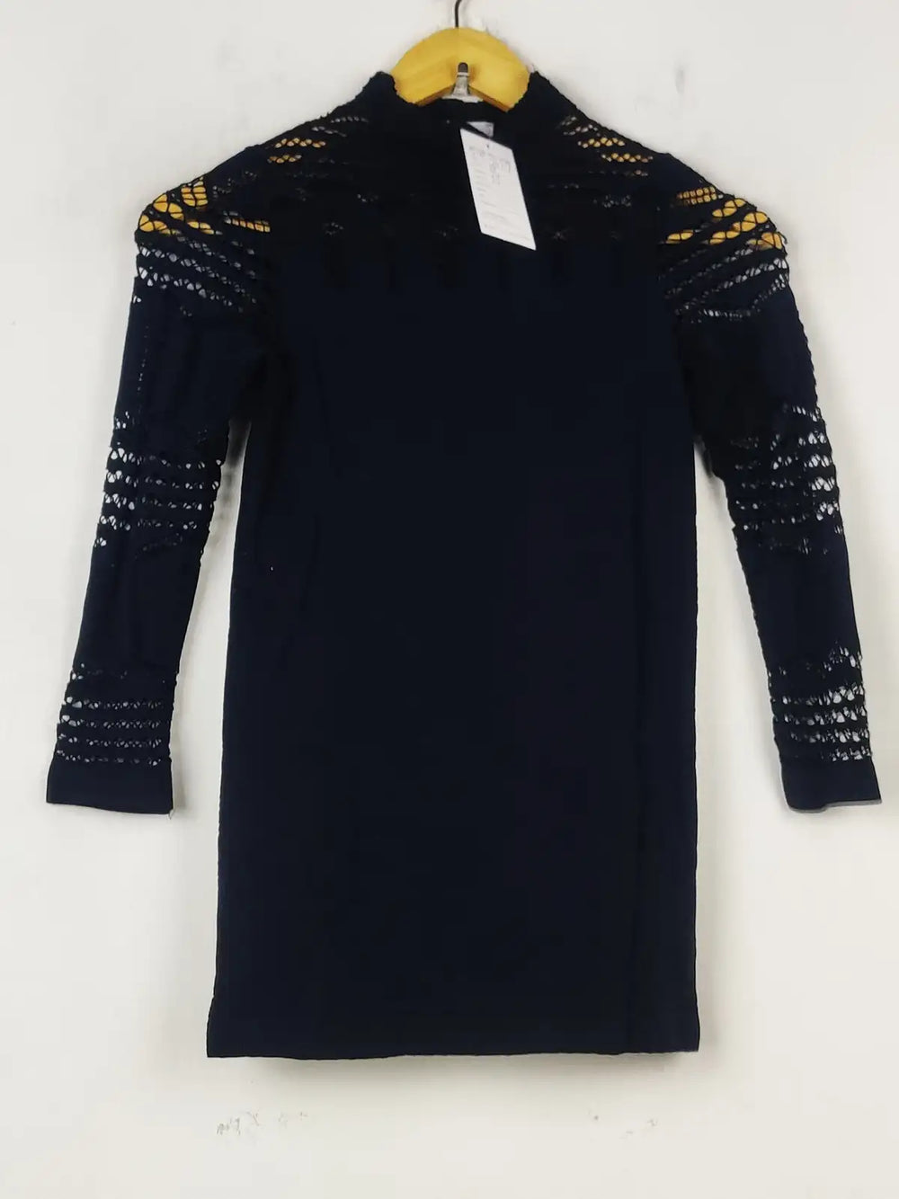 Buy online pre-used pre-loved 100% authentic & Original branded Savida (SWT-7627) available in Pakistan. Top international brands avilable.