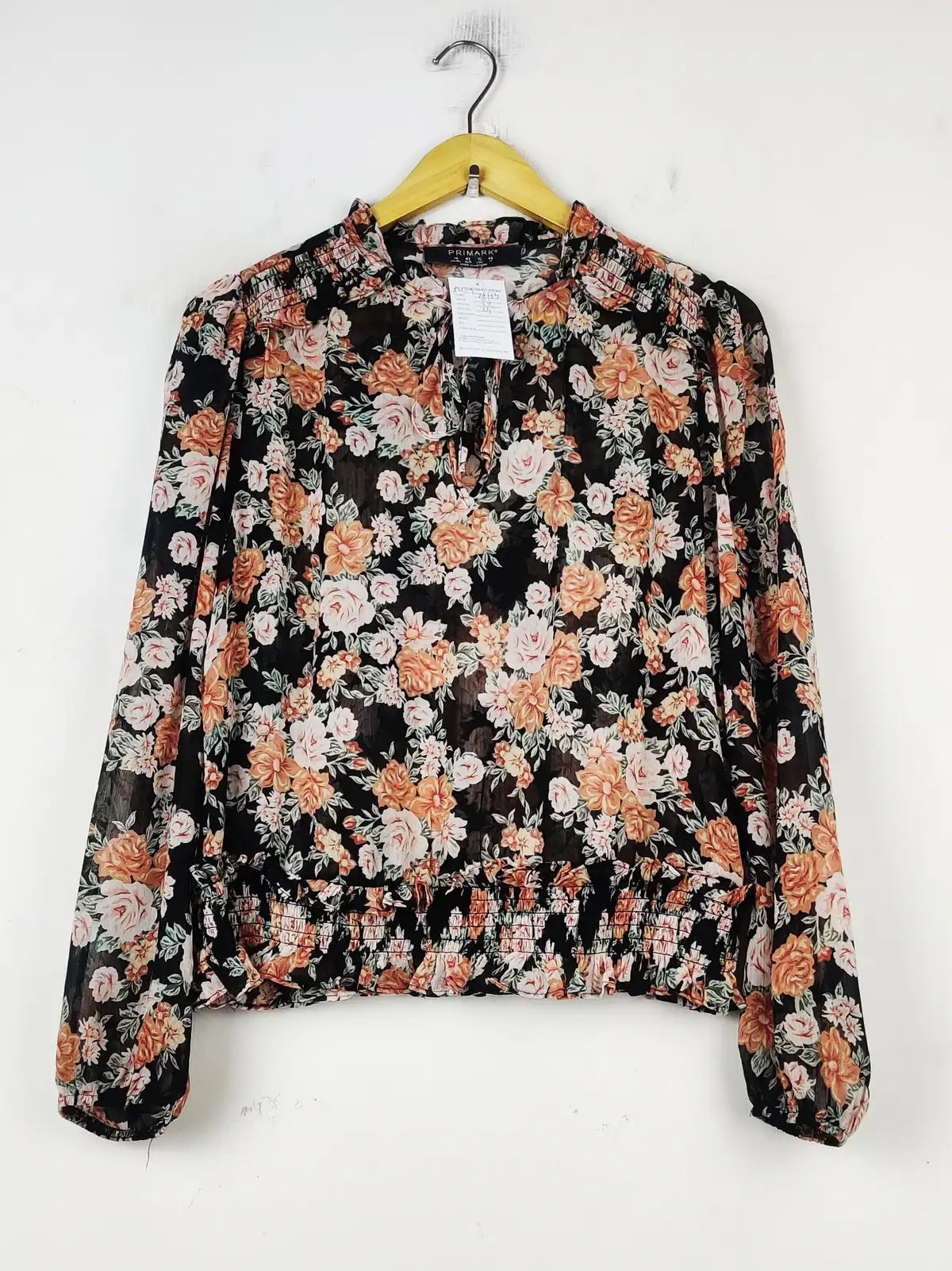 Buy online pre-used pre-loved 100% authentic & Original branded Primark (SWT-7644) available in Pakistan. Top international brands avilable.