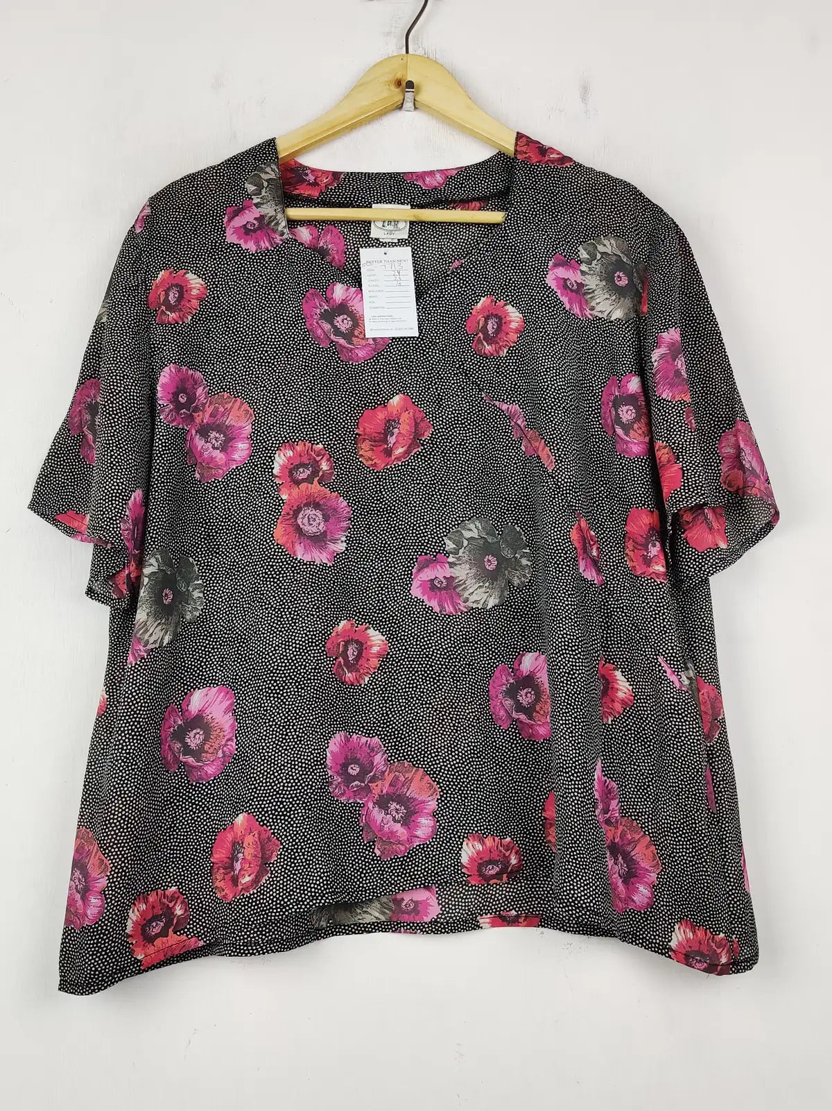 Buy online pre-used pre-loved 100% authentic & Original branded Zar Lady (SWT-7713) available in Pakistan. Top international brands avilable.