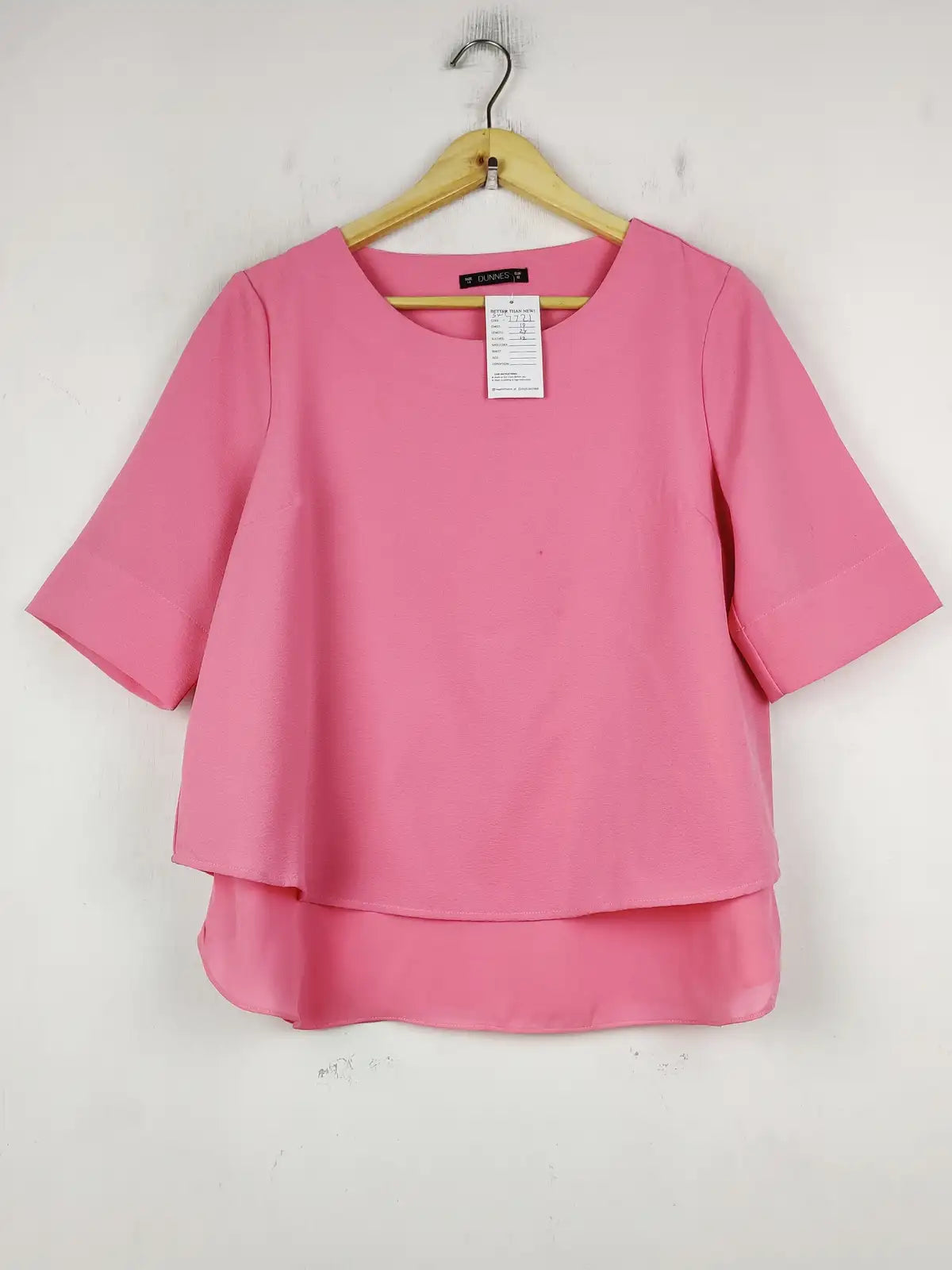 Buy online pre-used pre-loved 100% authentic & Original branded Dunnes Store (SWT-7721) available in Pakistan. Top international brands avilable.
