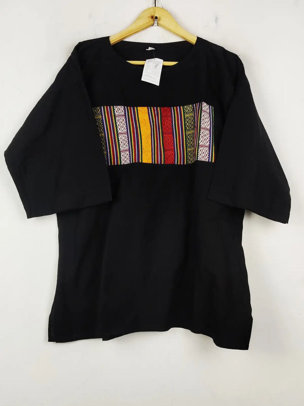 Buy online pre-used pre-loved 100% authentic & Original branded Unknown Brand (SWT-7745) available in Pakistan. Top international brands avilable.