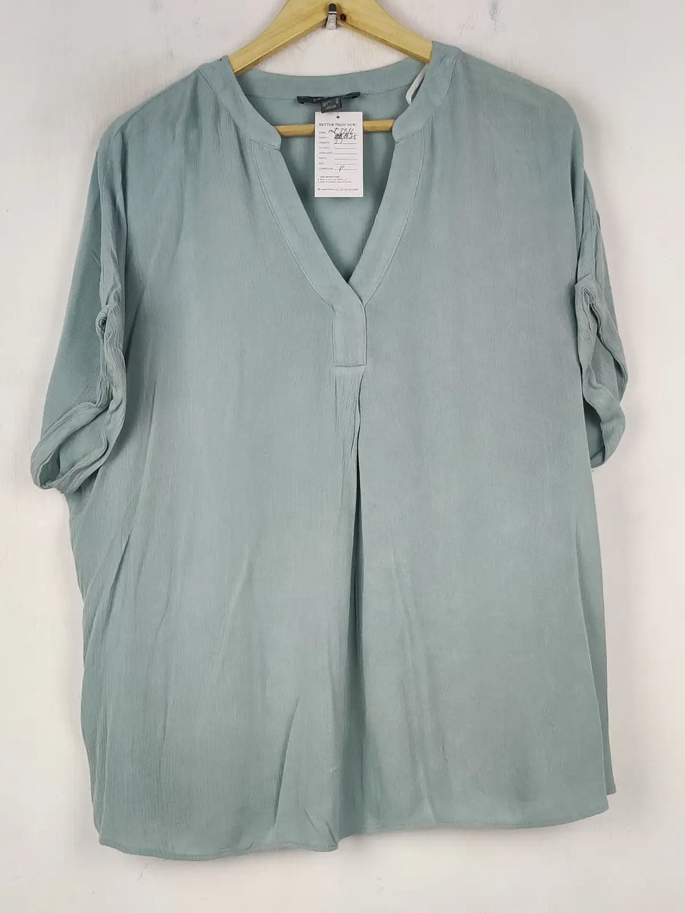 Buy online pre-used pre-loved 100% authentic & Original branded Primark (SWT-7812) available in Pakistan. Top international brands avilable.