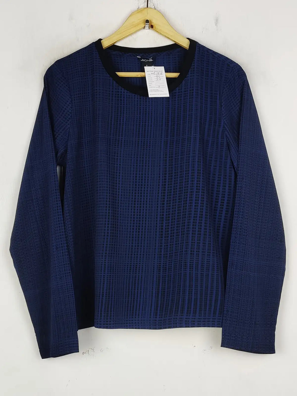 Buy online pre-used pre-loved 100% authentic & Original branded Monkl (SWT-7838) available in Pakistan. Top international brands avilable.