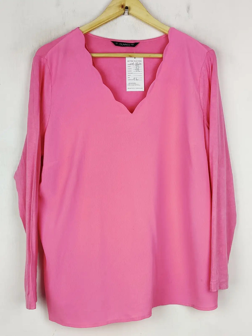 Buy online pre-used pre-loved 100% authentic & Original branded Dunnes Store (SWT-7864) available in Pakistan. Top international brands avilable.
