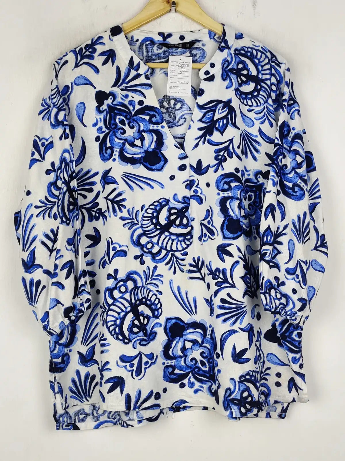 Buy online pre-used pre-loved 100% authentic & Original branded F&F (SWT-7878) available in Pakistan. Top international brands avilable.