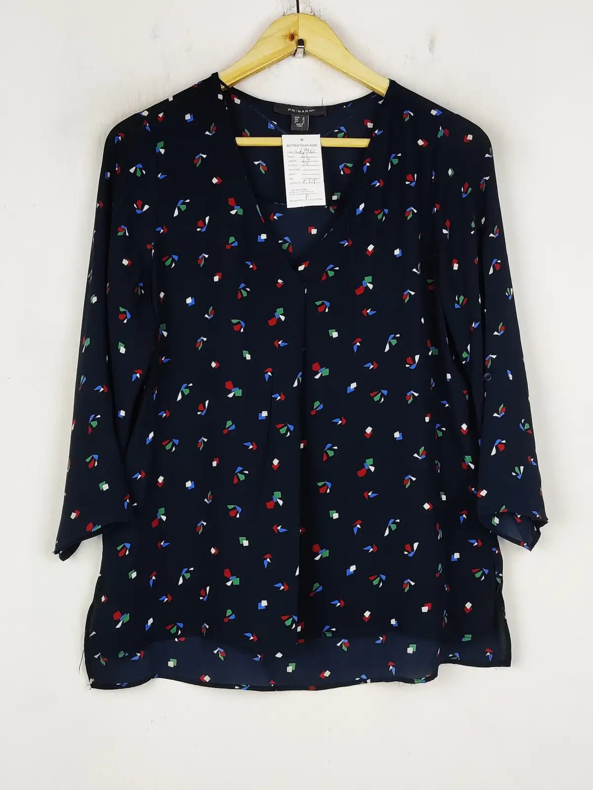 Buy online pre-used pre-loved 100% authentic & Original branded Primark (SWT-7961) available in Pakistan. Top international brands avilable.
