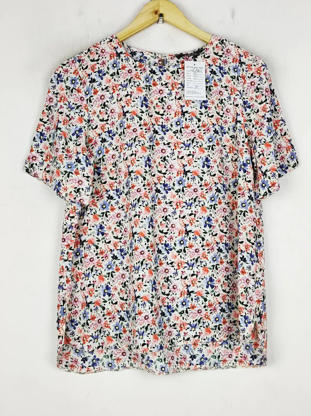 Buy online pre-used pre-loved 100% authentic & Original branded Primark (SWT-7963) available in Pakistan. Top international brands avilable.