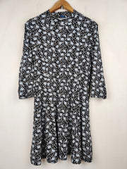 Buy online pre-used pre-loved 100% authentic & Original branded Primark (SWT-79) available in Pakistan. Top international brands avilable.