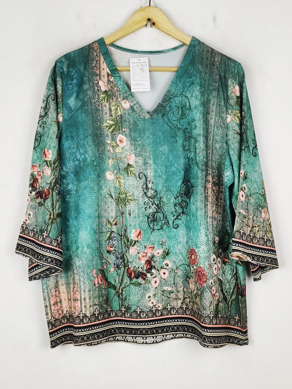 Buy online pre-used pre-loved 100% authentic & Original branded Unknown Brand (SWT-8007) available in Pakistan. Top international brands avilable.