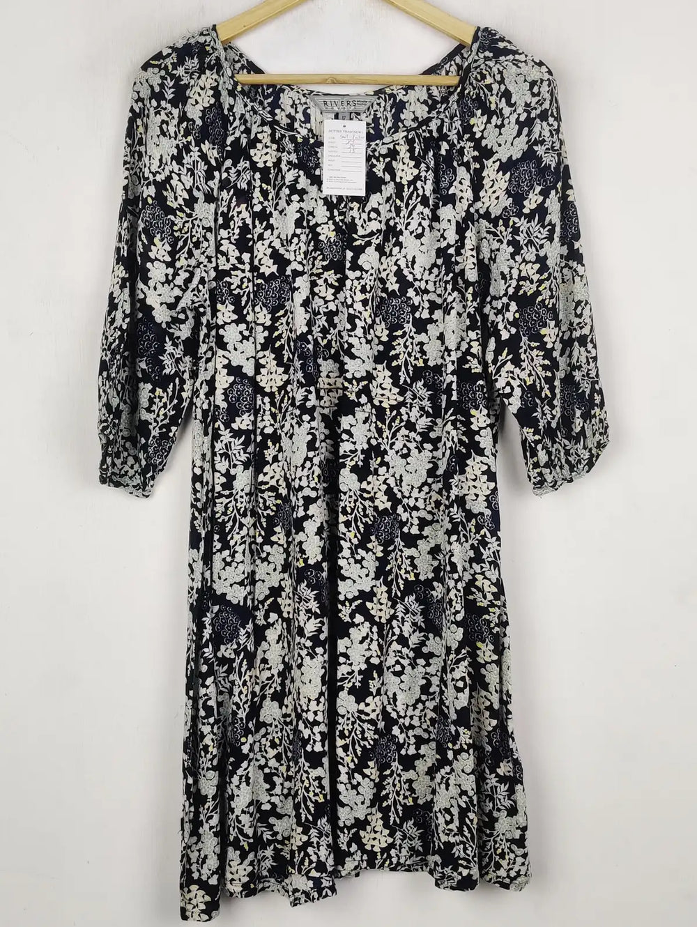 Buy online pre-used pre-loved 100% authentic & Original branded River Island (SWT-8030) available in Pakistan. Top international brands avilable.