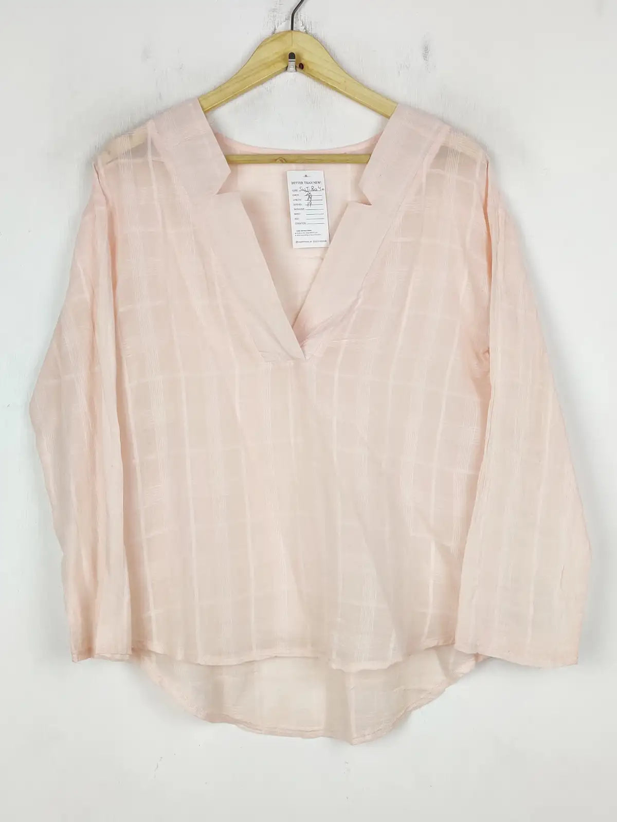 Buy online pre-used pre-loved 100% authentic & Original branded Unknown Brand (SWT-8040) available in Pakistan. Top international brands avilable.