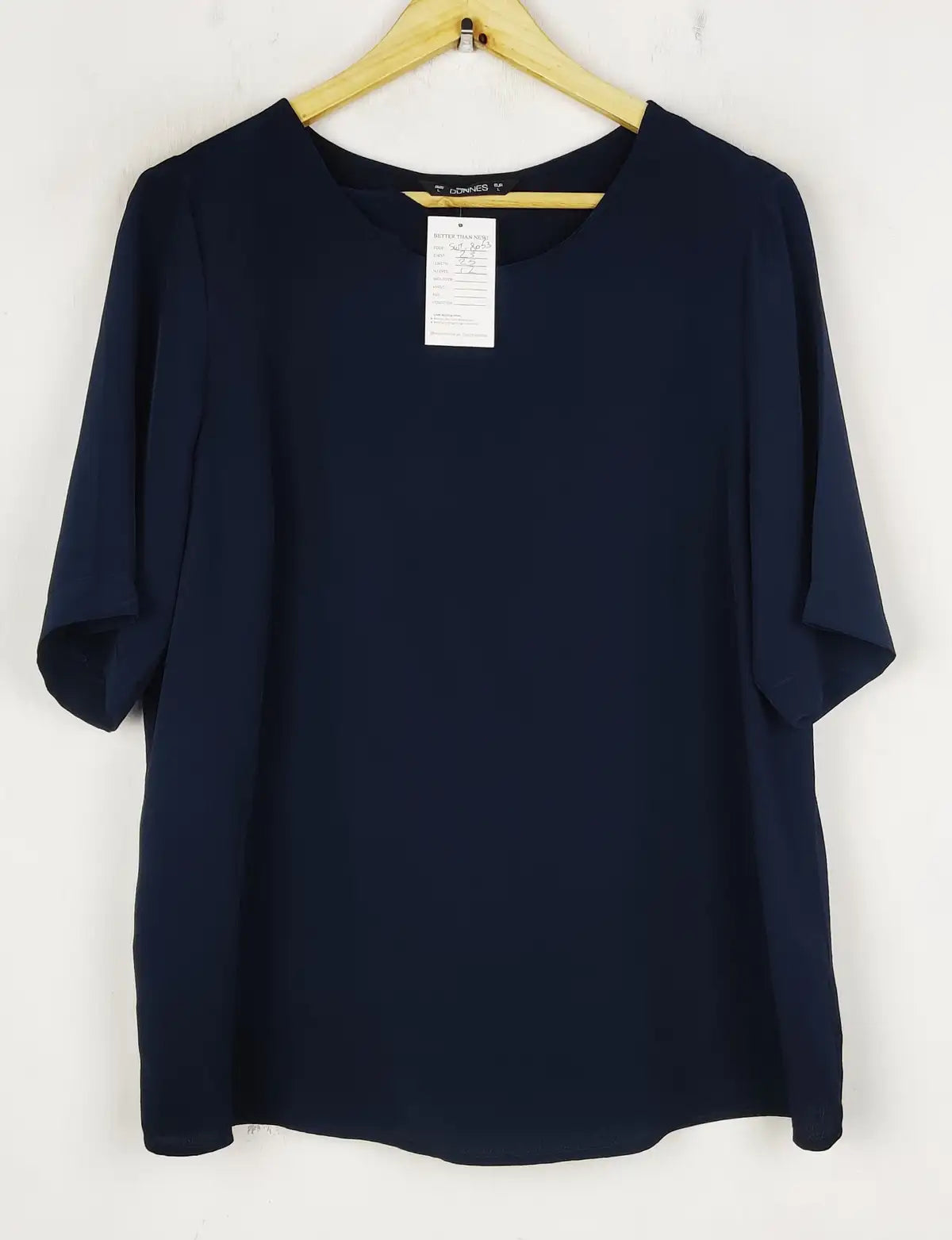 Buy online pre-used pre-loved 100% authentic & Original branded Dunnes Store (SWT-8053) available in Pakistan. Top international brands avilable.