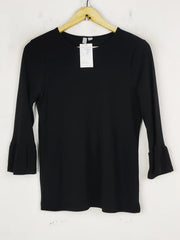 Buy online pre-used pre-loved 100% authentic & Original branded Asos (SWT-8066) available in Pakistan. Top international brands avilable.