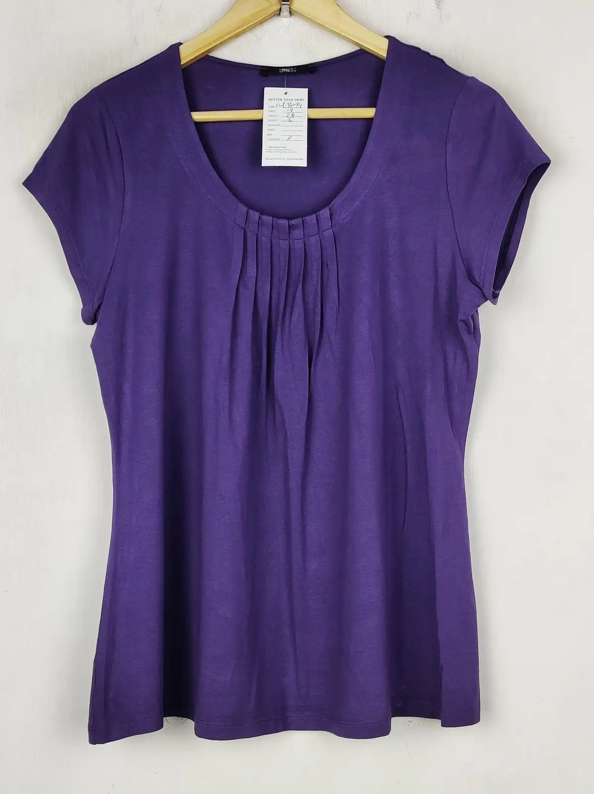 Buy online pre-used pre-loved 100% authentic & Original branded Marks & Spencer (SWT-8094) available in Pakistan. Top international brands avilable.