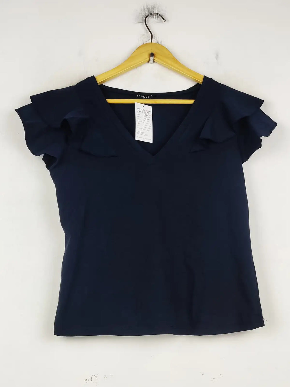 Buy online pre-used pre-loved 100% authentic & Original branded Et Vous (SWT-8146) available in Pakistan. Top international brands avilable.