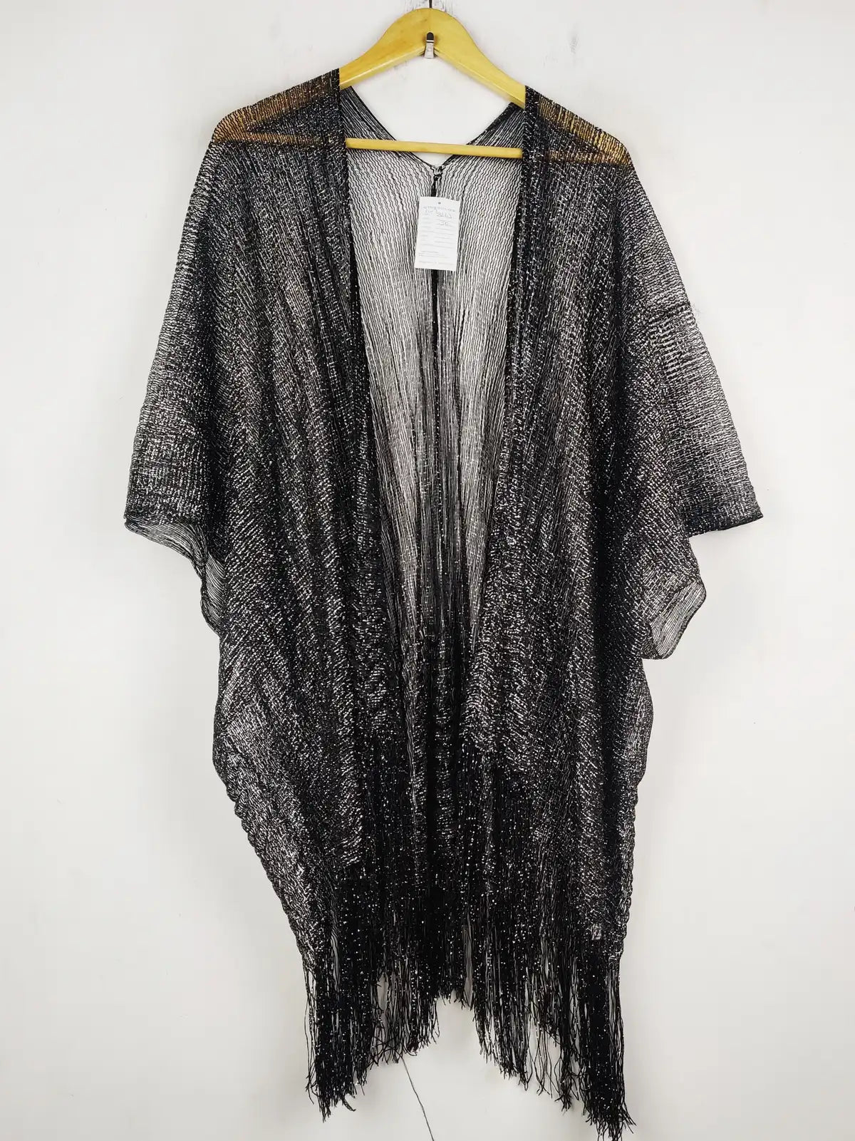 Buy online pre-used pre-loved 100% authentic & Original branded Unknown Brand (SWT-8163) available in Pakistan. Top international brands avilable.
