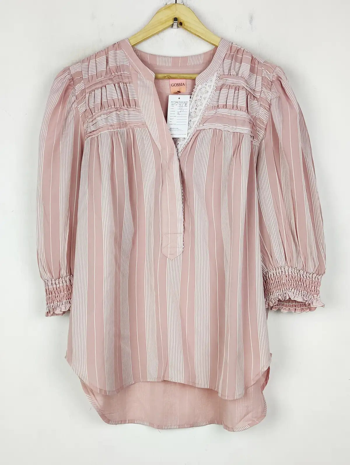 Buy online pre-used pre-loved 100% authentic & Original branded Gossia (SWT-8178) available in Pakistan. Top international brands avilable.