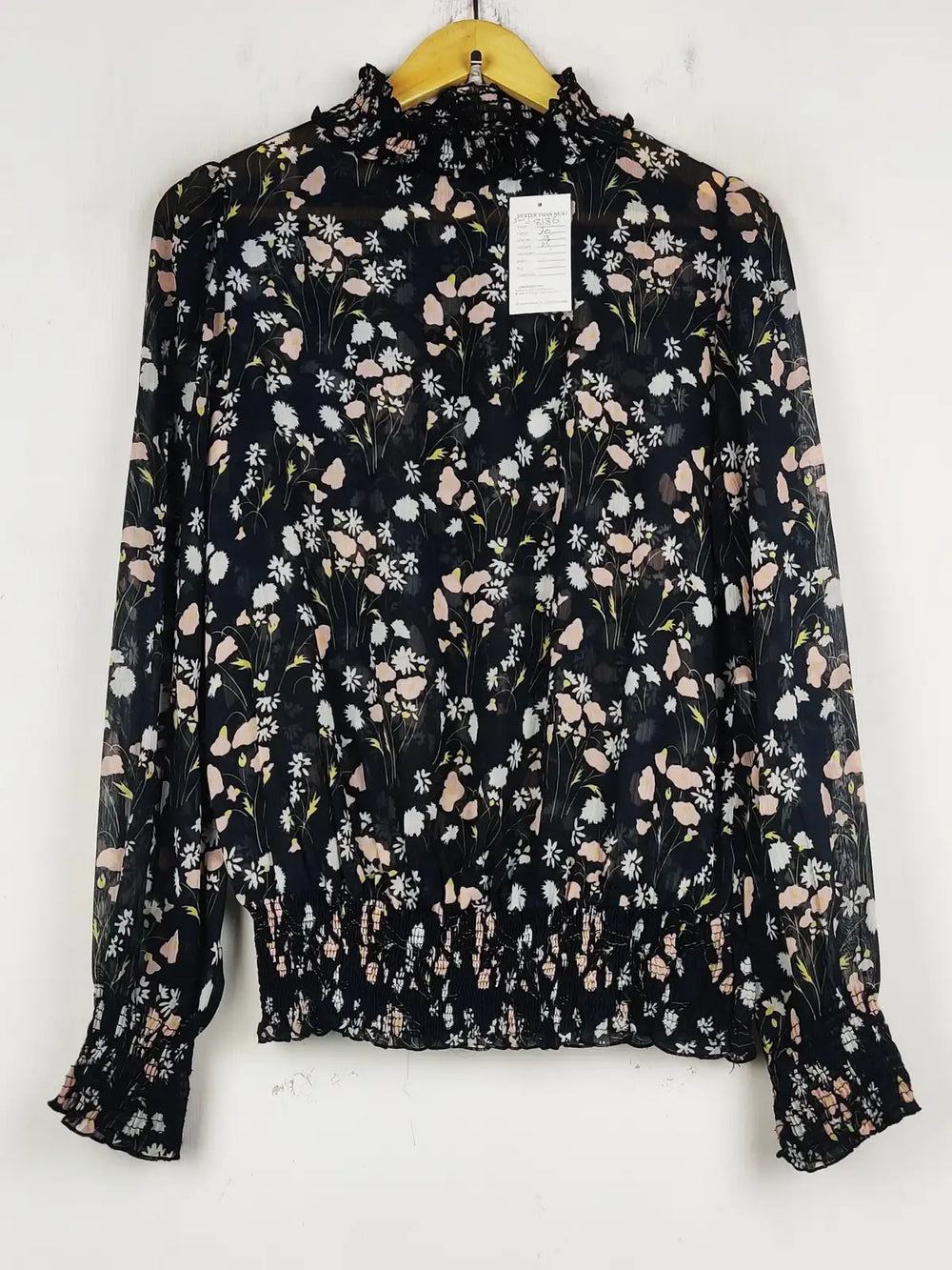 Buy online pre-used pre-loved 100% authentic & Original branded Zara Basics (SWT-8186) available in Pakistan. Top international brands avilable.