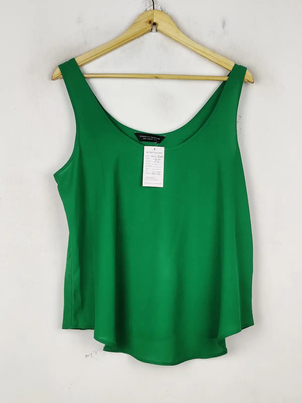 Buy online pre-used pre-loved 100% authentic & Original branded H&M (SWT-8226) available in Pakistan. Top international brands avilable.