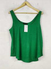 Buy online pre-used pre-loved 100% authentic & Original branded H&M (SWT-8226) available in Pakistan. Top international brands avilable.