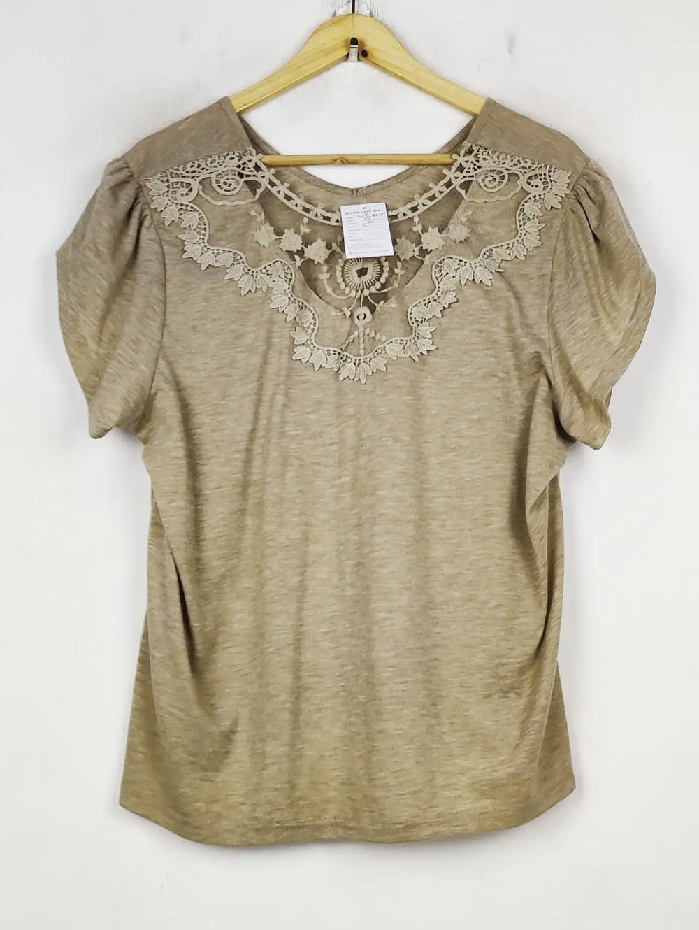 Buy online pre-used pre-loved 100% authentic & Original branded Shein (SWT-8264) available in Pakistan. Top international brands avilable.