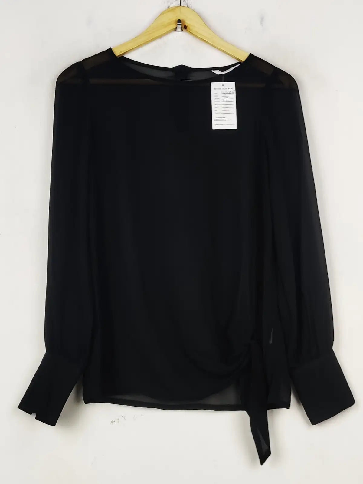 Buy online pre-used pre-loved 100% authentic & Original branded New Look (SWT-8268) available in Pakistan. Top international brands avilable.