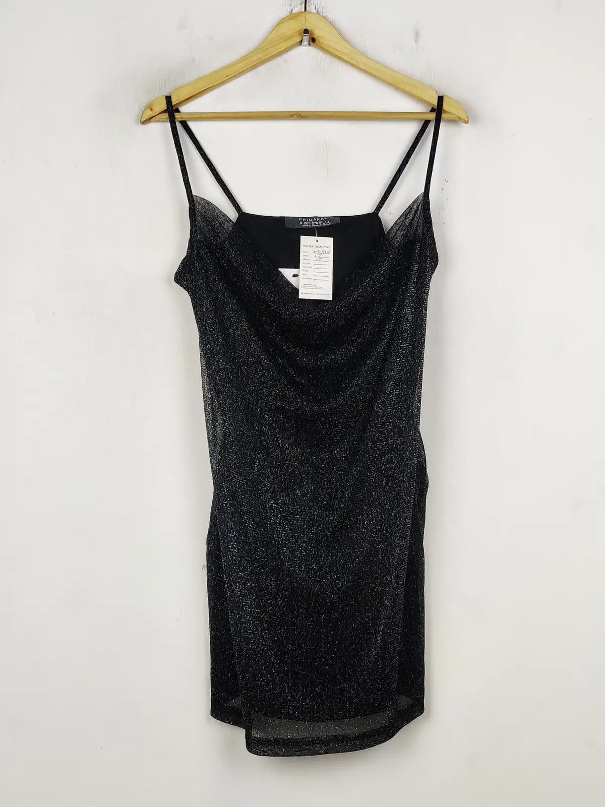 Buy online pre-used pre-loved 100% authentic & Original branded Primark (SWT-8269) available in Pakistan. Top international brands avilable.