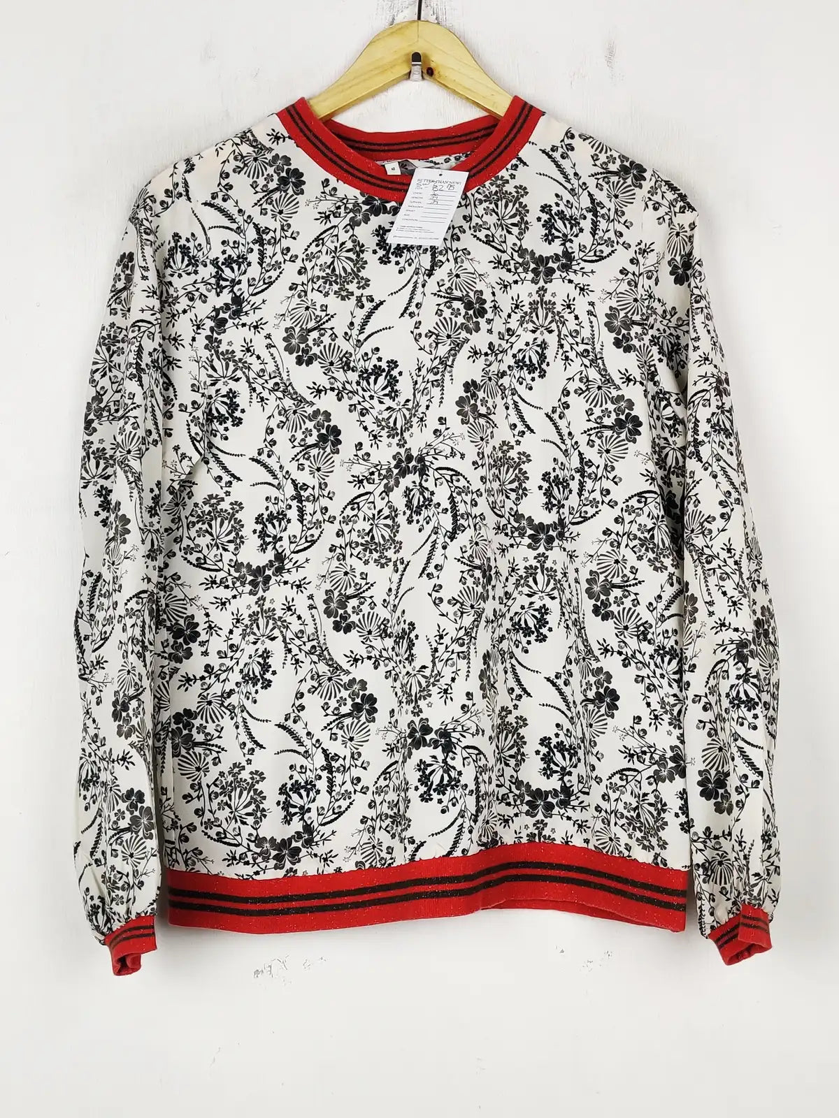 Buy online pre-used pre-loved 100% authentic & Original branded Next (SWT-8275) available in Pakistan. Top international brands avilable.