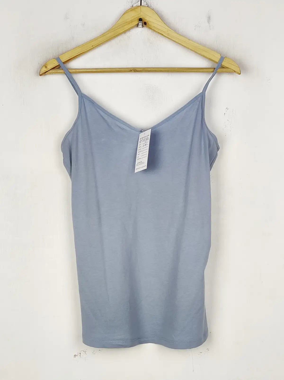 Buy online pre-used pre-loved 100% authentic & Original branded Unknown Brand (SWT-8284) available in Pakistan. Top international brands avilable.