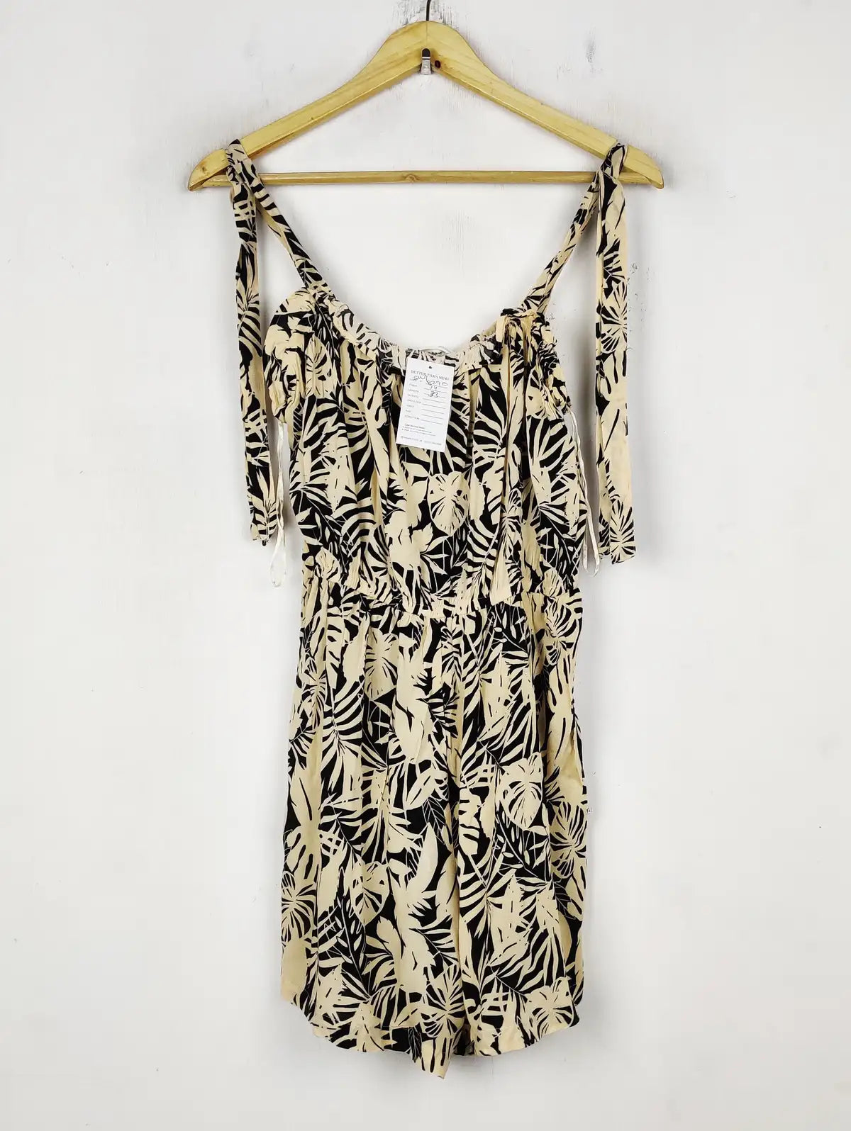 Buy online pre-used pre-loved 100% authentic & Original branded Primark (SWT-8290) available in Pakistan. Top international brands avilable.